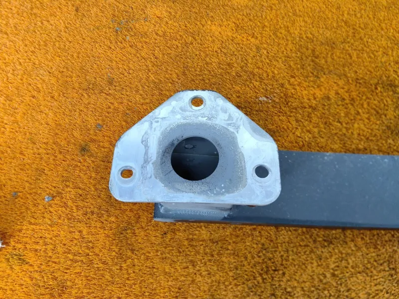 Усилитель бампера