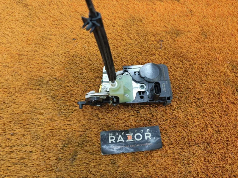 Замок двери