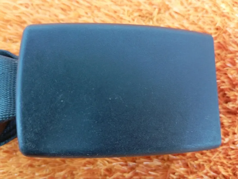 Ответная часть ремня безопасности