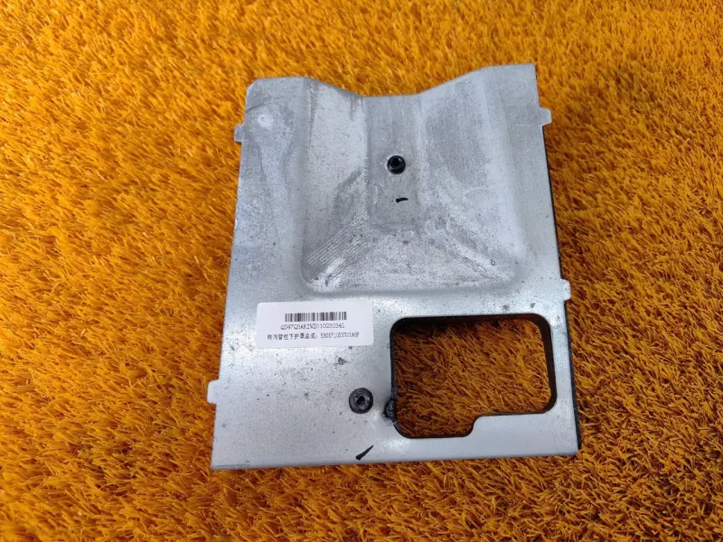 Кожух рулевой колонки