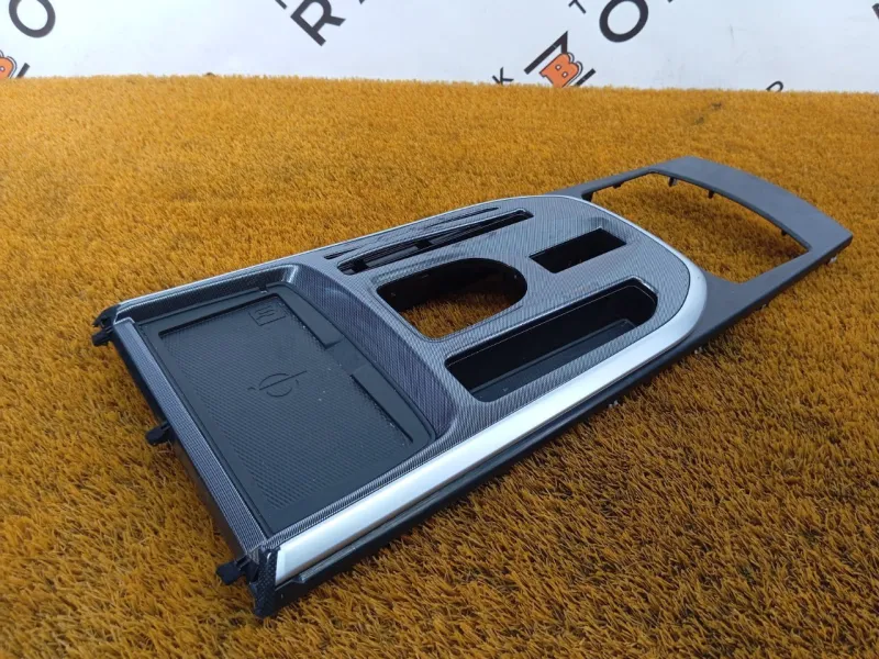 Накладка центральной консоли