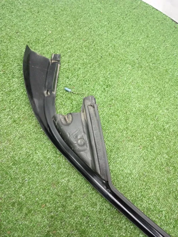 Рамка стекла двери