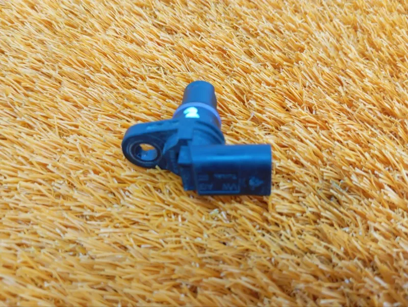 Датчик положения распредвала