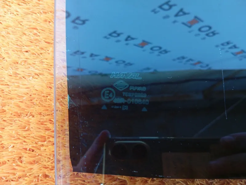 Стекло двери