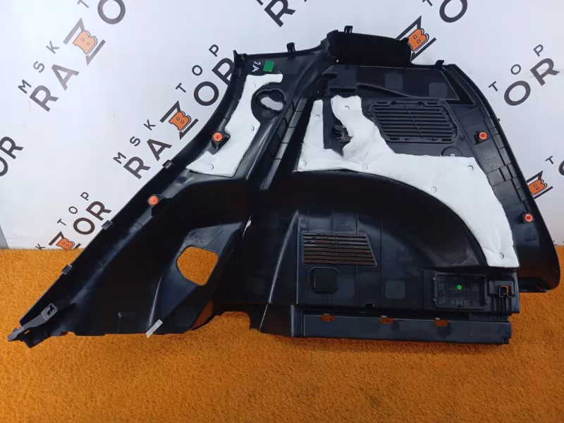 Обшивка багажника