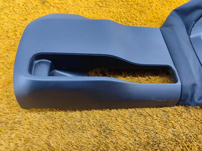 Кожух рулевой колонки