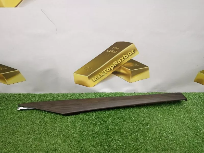 Накладка двери декоративная