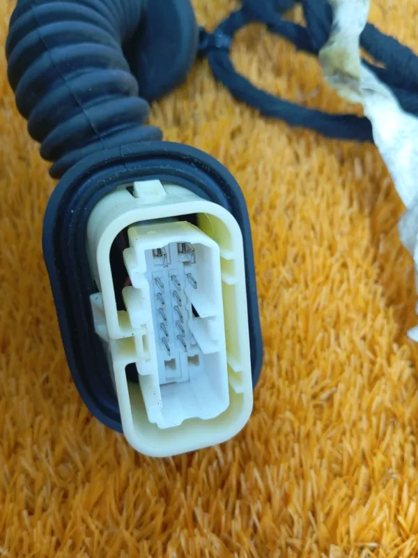 Проводка двери