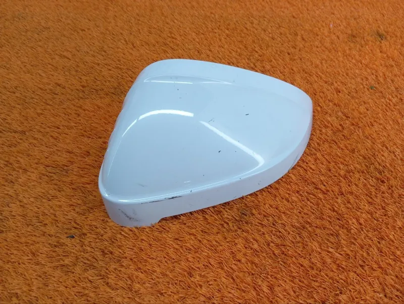 Крышка зеркала