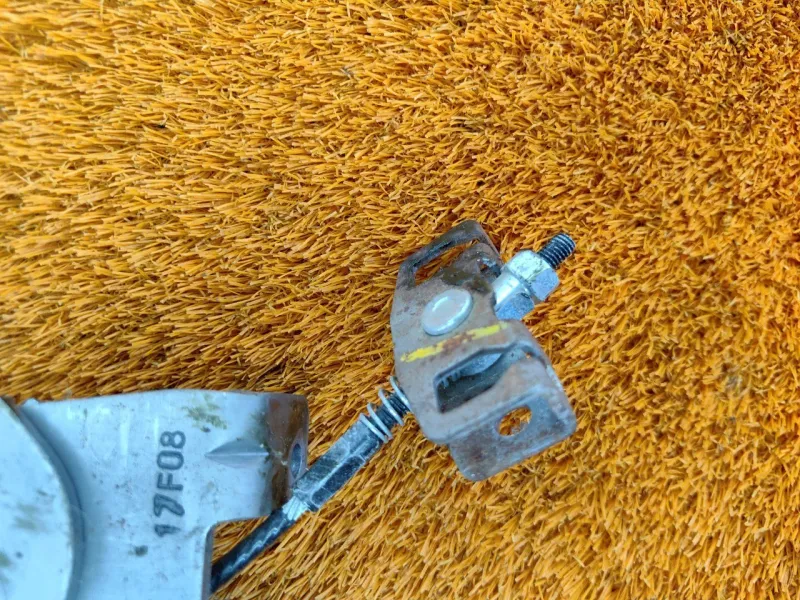 Рычаг стояночного тормоза