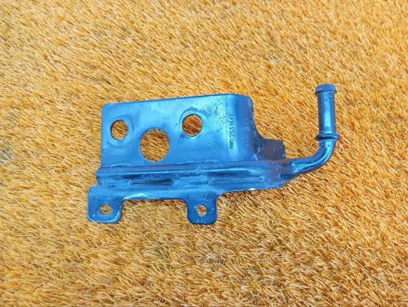 Крепление глушителя