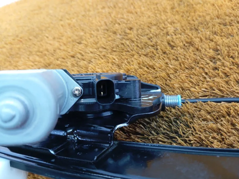 Стеклоподъемник