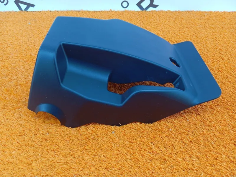 Кожух рулевой колонки