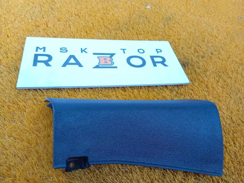 Накладка на стойку кузова