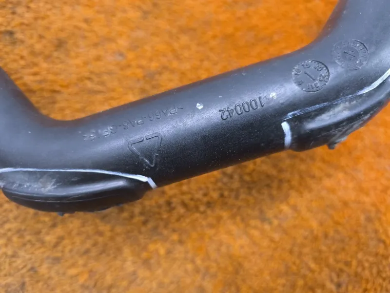 Патрубок интеркулера