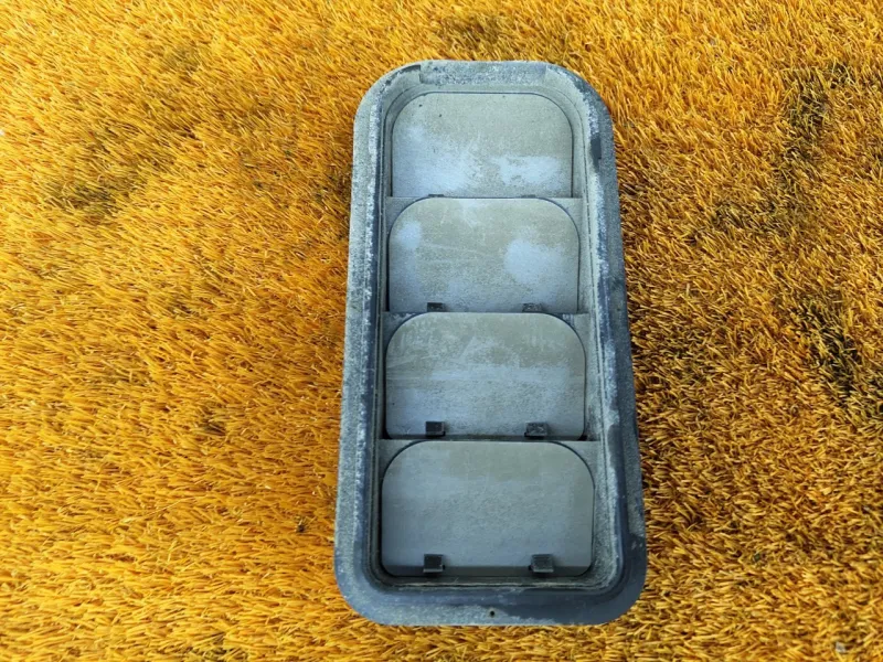 Решетка вентиляционная