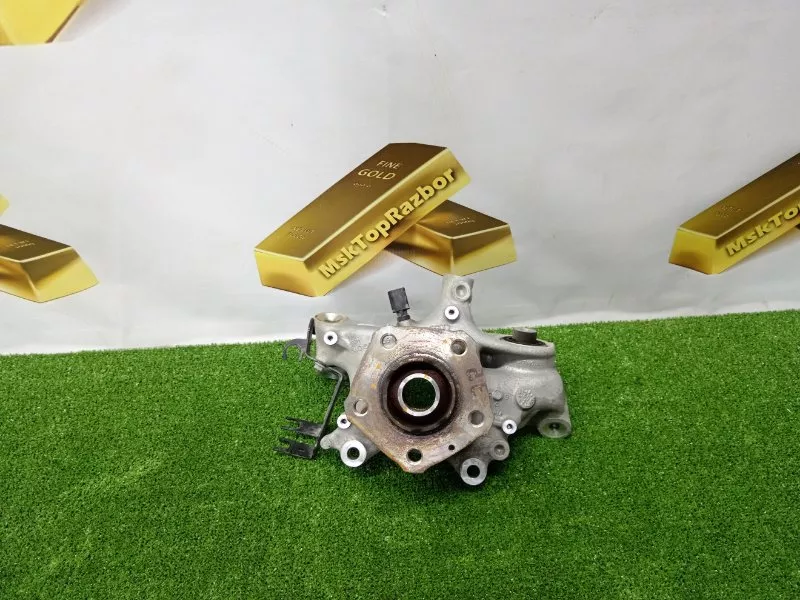 Кулак поворотный