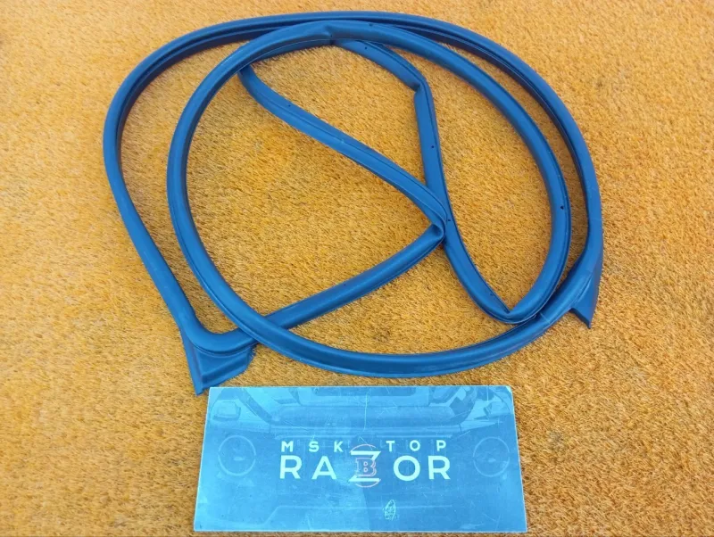 Уплотнитель двери