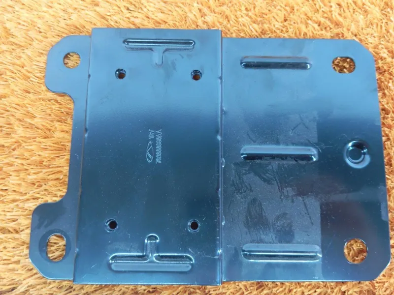 Кронштейн блока управления