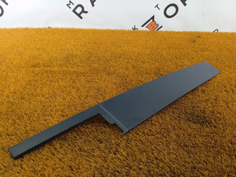 Молдинг двери