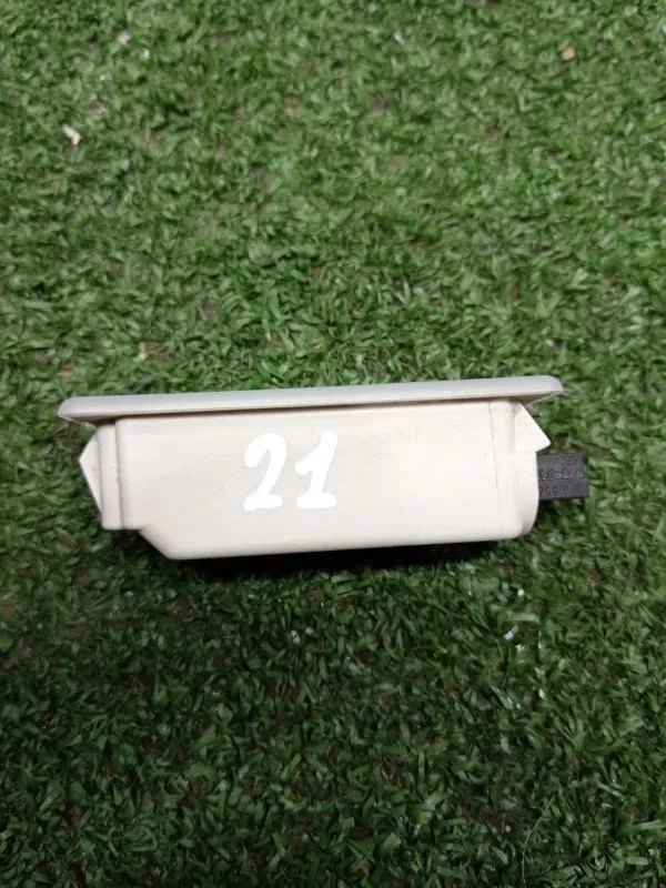 Плафон подсветки багажника