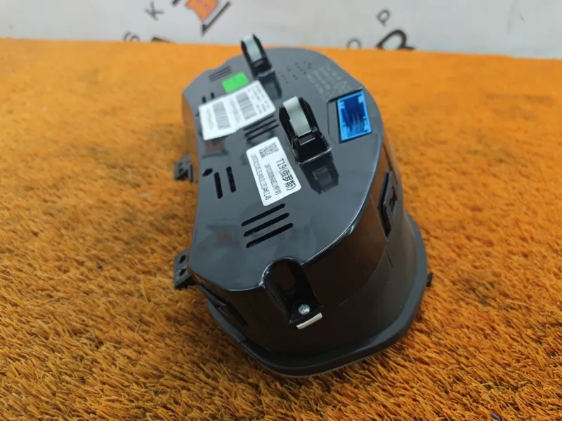 Панель приборов