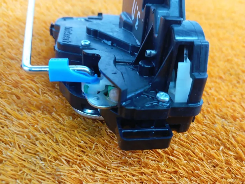 Замок двери