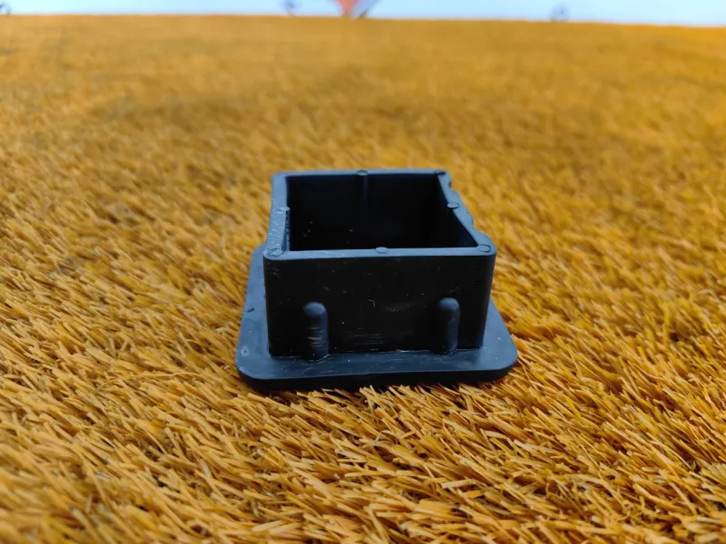 Заглушка буксировочного крюка