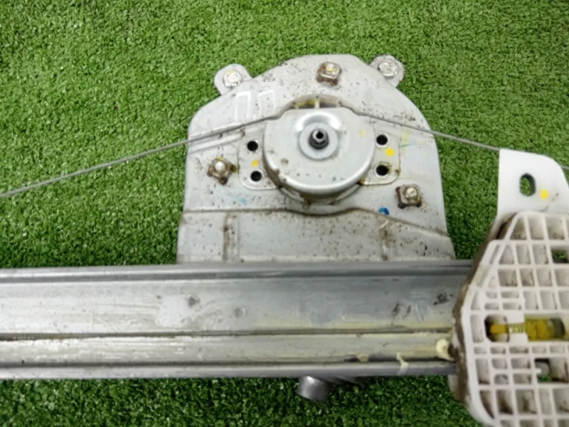 Стеклоподъемник