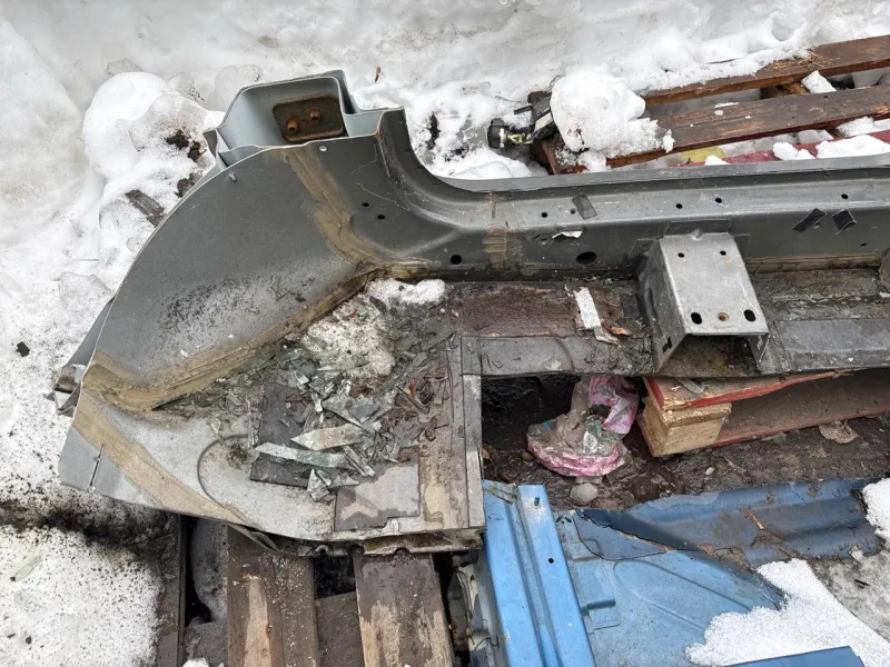 Порог с центральной стойкой