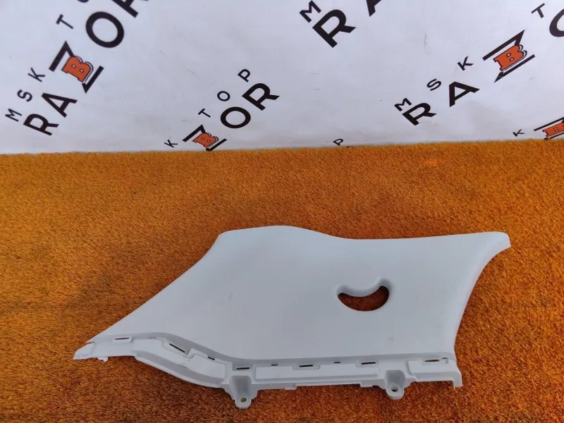 Накладка на стойку кузова