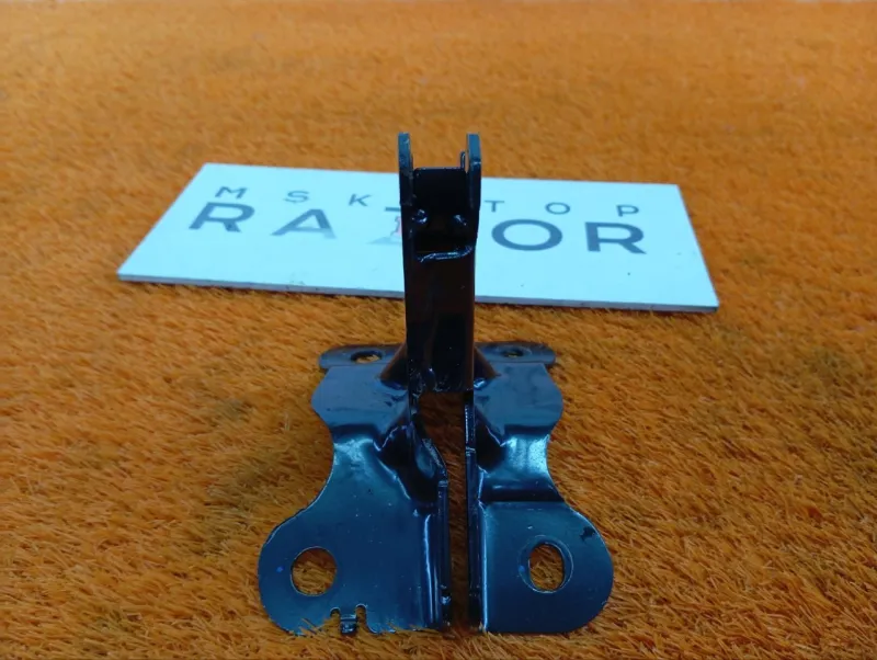 Крепление сиденья