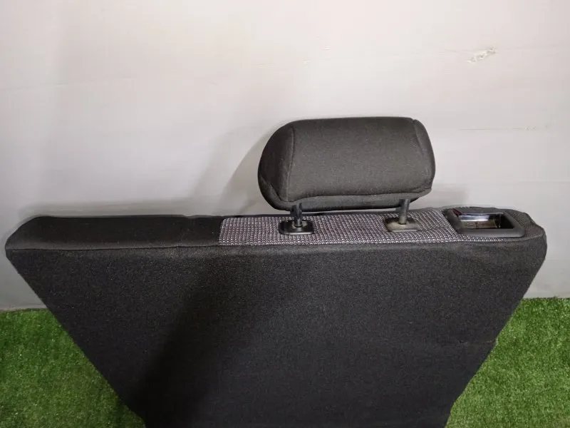 Спинка сиденья