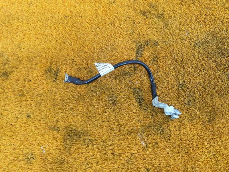 Клемма аккумулятора