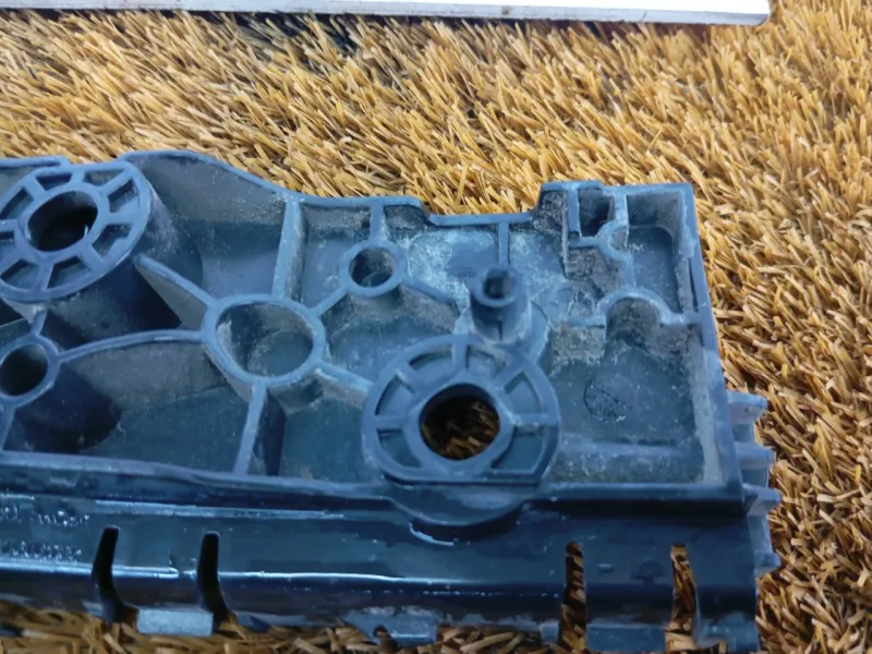 Крепление бампера