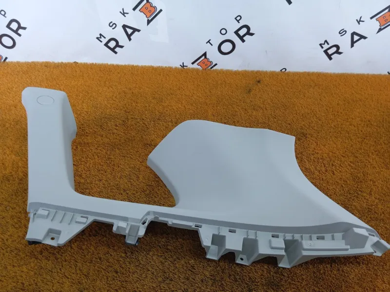 Накладка на стойку кузова