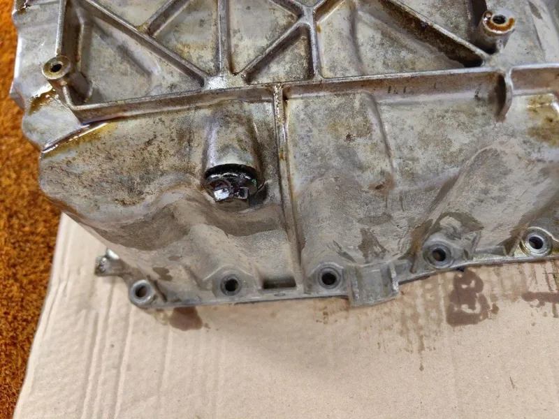 Поддон двигателя