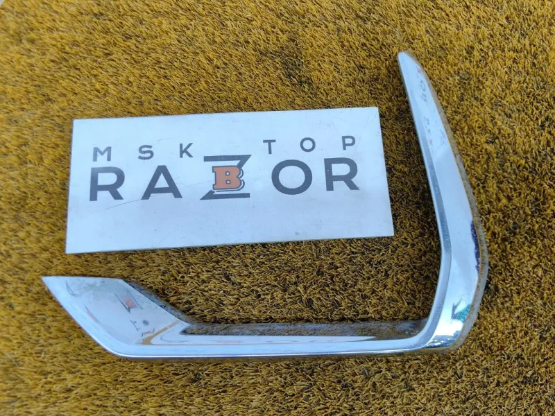 Молдинг бампера