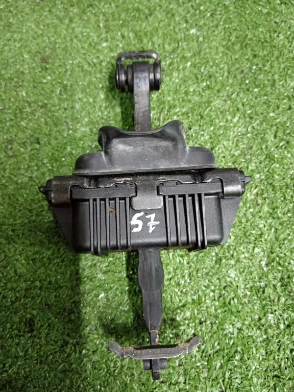 Ограничитель двери