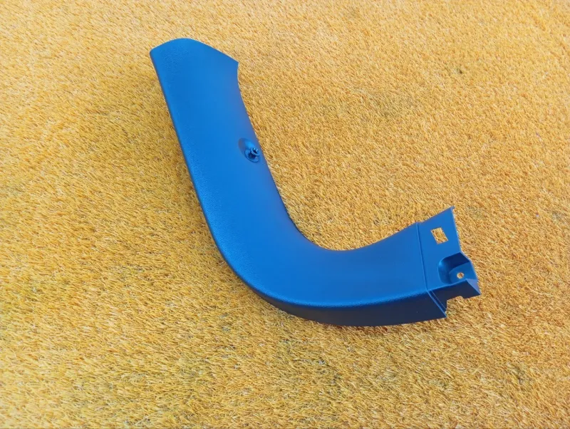 Накладка крышки багажника