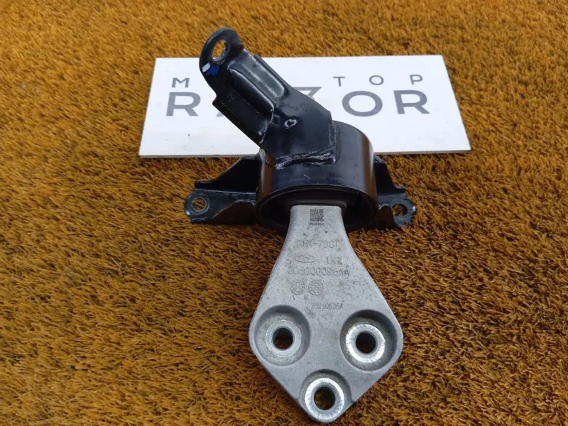 Подушка двигателя