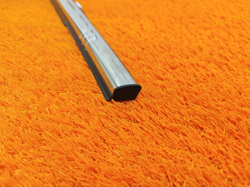 Молдинг стекла