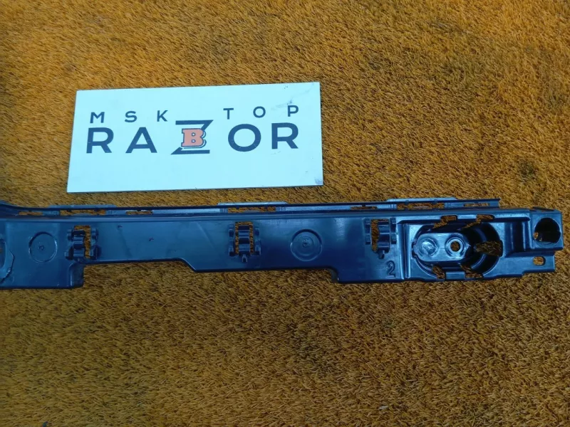 Крепление бампера