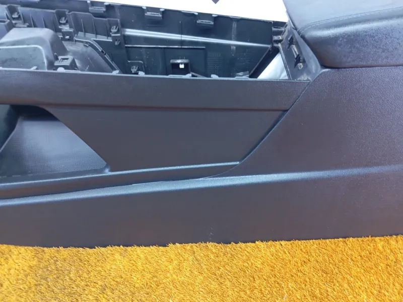 Консоль центральная