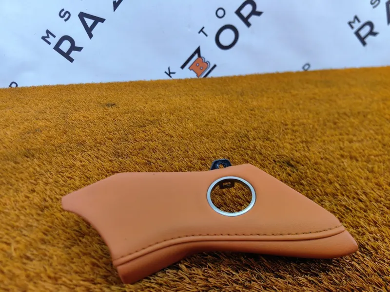 Накладка на торпедо