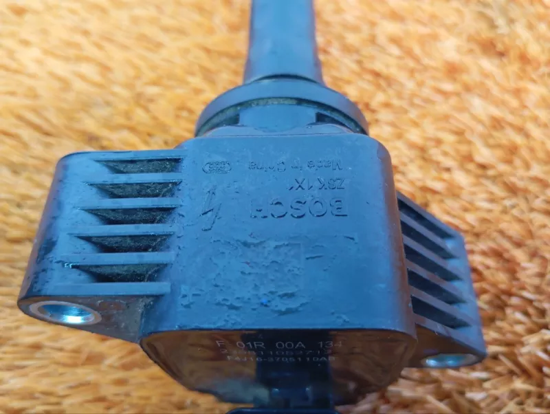 Катушка зажигания Chery Tiggo 8 Pro 2023 F01R00A134 SQRF4J16C