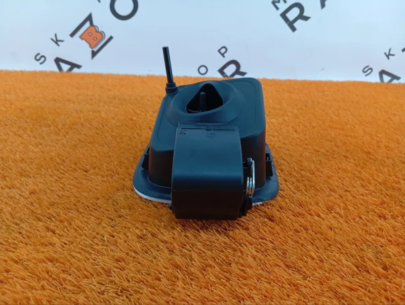 Лючок Бензобака