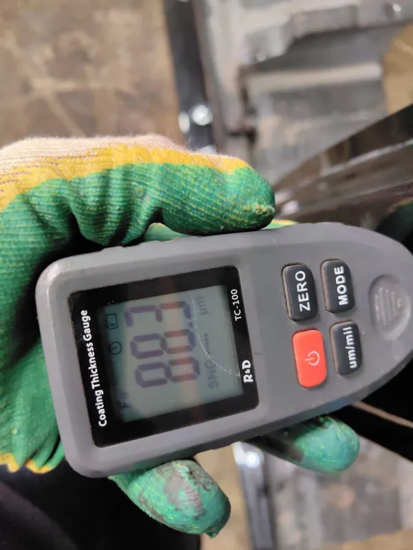 Порог с центральной стойкой