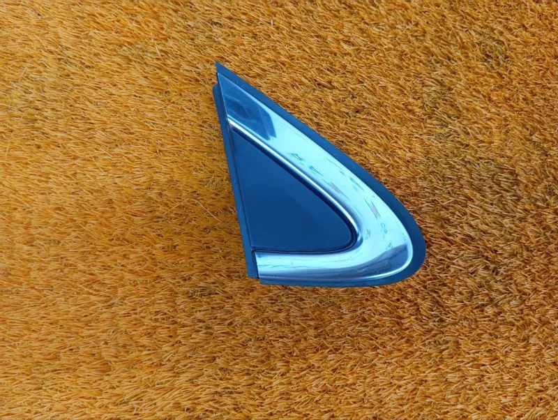 Молдинг двери