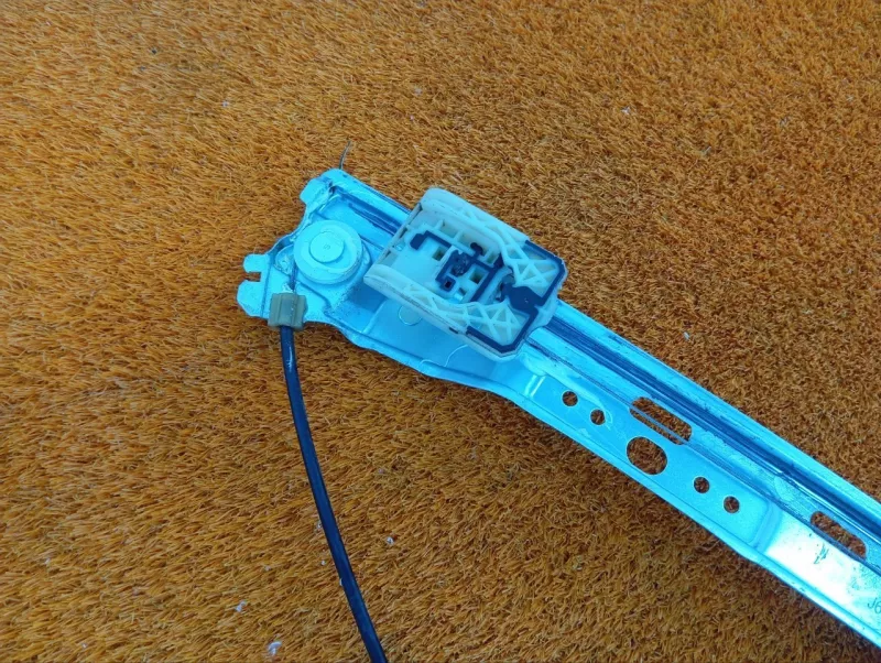 Стеклоподъемник